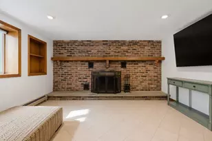 1535 Meridian St, Fall River, MA 02720 - Photo 25