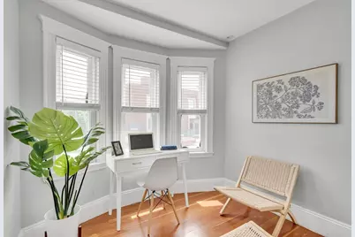 419 Belgrade Ave #2, Boston, MA 02132 - Photo 5