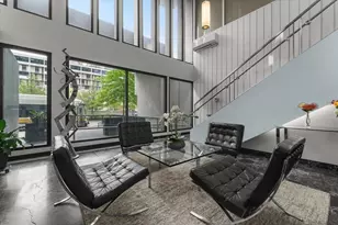 566 Commonwealth Ave, Boston, MA 02215 - Photo 15
