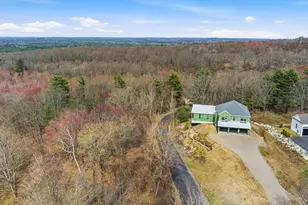 135 Nobscot Dr, Framingham, MA 01701 - Photo 1
