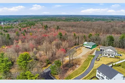 135 Nobscot Drive, Framingham, MA 01701 - Photo 3