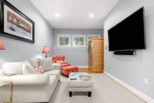 24 Porter St, Portsmouth, NH 03801 - Photo 29