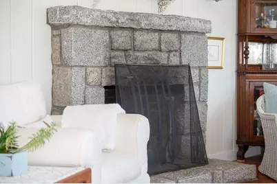8 Bickford Way, Gloucester, MA 01930 - Photo 7