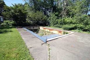 50 Bellevue Ave, Springfield, MA 01108 - Photo 17