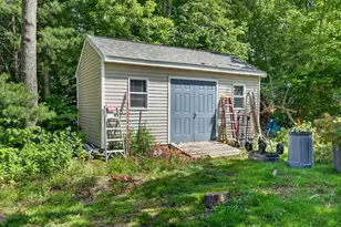 1074 Church St, New Bedford, MA 02745 - Photo 11