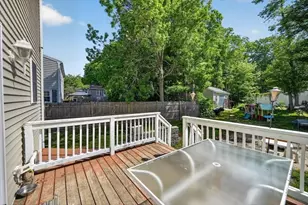1074 Church St, New Bedford, MA 02745 - Photo 19