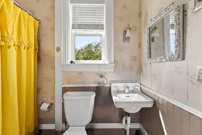 878 Highland Ave, Fall River, MA 02720 - Photo 35