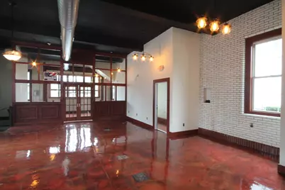 1043 Sumner Ave, Springfield, MA 01118 - Photo 5