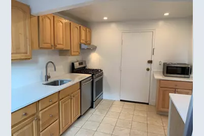 1064 Beacon Street #9, Brookline, MA 02446 - Photo 5