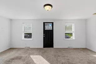 21 Golf St, Fairhaven, MA 02719 - Photo 19