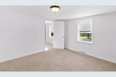 21 Golf St, Fairhaven, MA 02719 - Photo 15