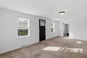 21 Golf St, Fairhaven, MA 02719 - Photo 19