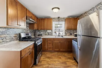 21 Golf St, Fairhaven, MA 02719 - Photo 3