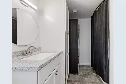 21 Golf St, Fairhaven, MA 02719 - Photo 9