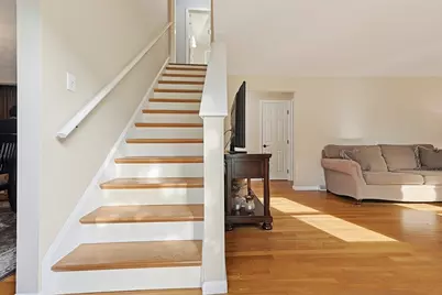 10 Douglas Ave, Methuen, MA 01844 - Photo 15