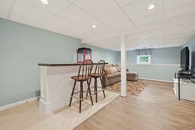 10 Douglas Ave, Methuen, MA 01844 - Photo 29