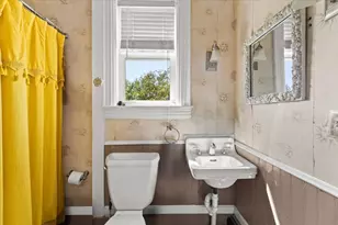 878 Highland Ave, Fall River, MA 02720 - Photo 39