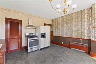 878 Highland Ave, Fall River, MA 02720 - Photo 23