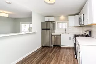 46 Bolton St, Waltham, MA 02453 - Photo 3