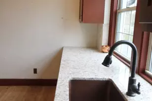 1043 Sumner Ave, Springfield, MA 01118 - Photo 9
