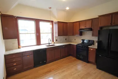 1043 Sumner Ave, Springfield, MA 01118 - Photo 7