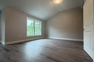 251 Sladen St, Dracut, MA 01826 - Photo 9