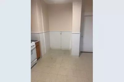 18 Fairview Ave #1, Malden, MA 02148 - Photo 3