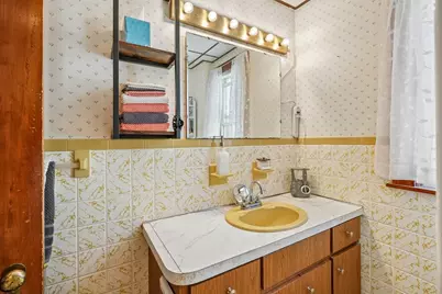 174 Beach St, Quincy, MA 02170 - Photo 19