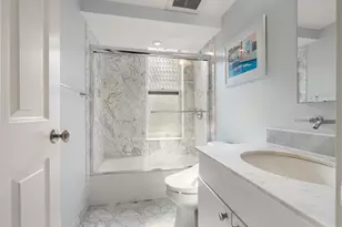 294 Newbury St, Boston, MA 02115 - Photo 9