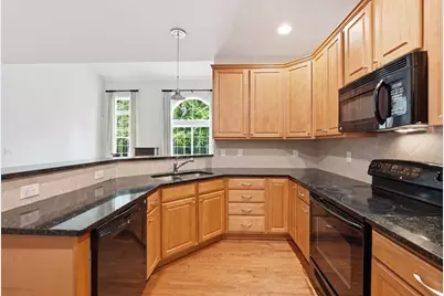 36 Pondside Dr #36, Bolton, MA 01740 - Photo 7