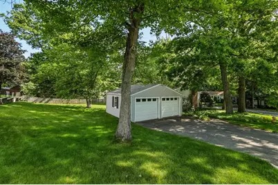 64 Tioga St, Springfield, MA 01128 - Photo 27