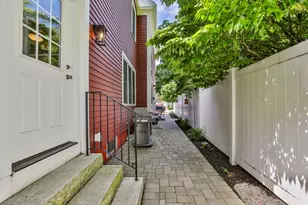 7 Hancock St, Newburyport, MA 01950 - Photo 31