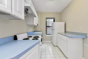 23 Temple St, Boston, MA 02114 - Photo 9