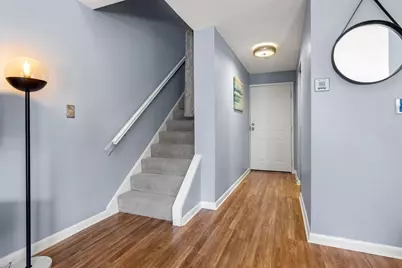 9 Barton Sq #201, Salem, MA 01970 - Photo 13