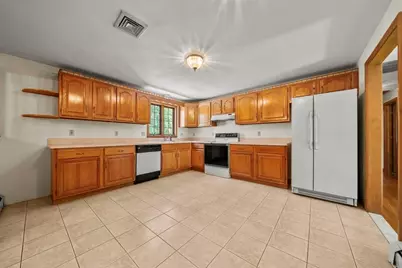 5 Mystic, Milford, MA 01757 - Photo 3