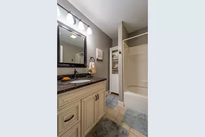 20 Drexel St, Worcester, MA 01602 - Photo 23
