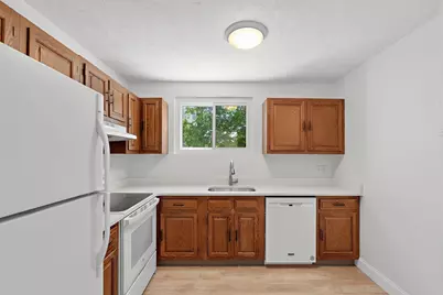 410 Fellsview Terrace #415, Stoneham, MA 02180 - Photo 3