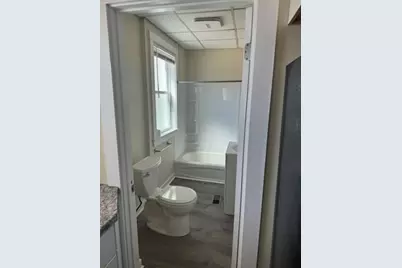 286 Grove St, Fall River, MA 02720 - Photo 3