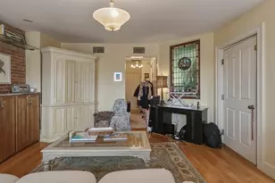 125 Pembroke, Boston, MA 02118 - Photo 9