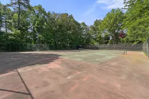 40 Yorktown Dr, Springfield, MA 01108 - Photo 21