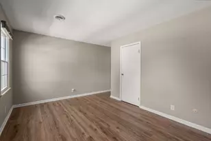 40 Yorktown Dr, Springfield, MA 01108 - Photo 11