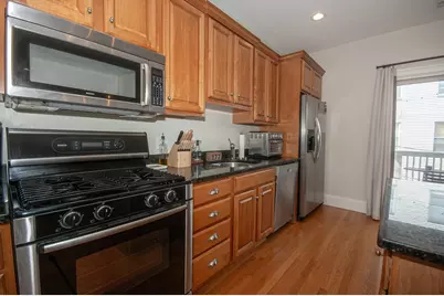 2 Burnham Pl #2, Boston, MA 02127 - Photo 7