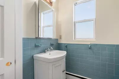 585 Shirley St #1, Winthrop, MA 02152 - Photo 11