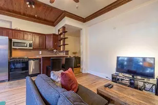 250 Commonwealth Ave, Boston, MA 02116 - Photo 5