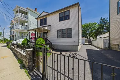 115 Almy St, Fall River, MA 02720 - Photo 3