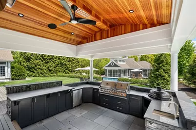 1722 Monument St, Concord, MA 01742 - Photo 7