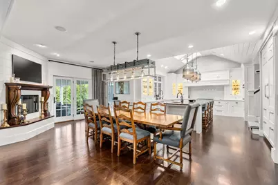 1722 Monument St, Concord, MA 01742 - Photo 9