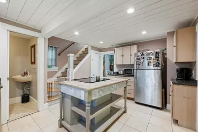 138 Charlton St, Southbridge, MA 01550 - Photo 9