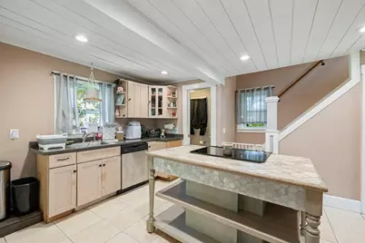 138 Charlton St, Southbridge, MA 01550 - Photo 7