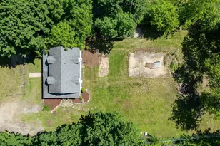 138 Charlton St, Southbridge, MA 01550 - Photo 35
